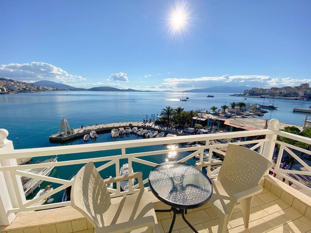 Sun N Blue Hotel Saranda Extérieur photo