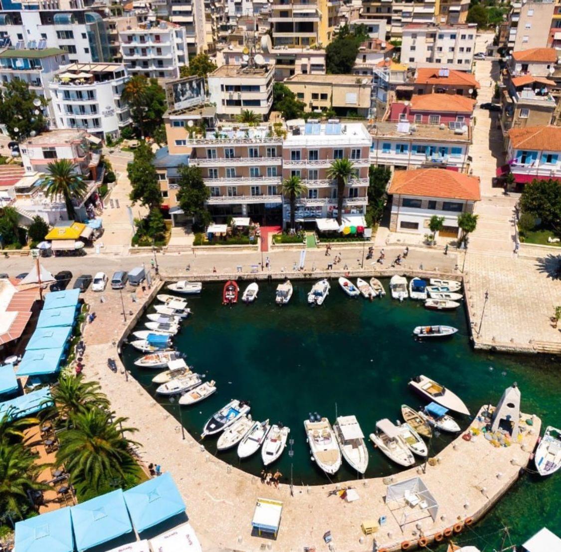 Sun N Blue Hotel Saranda Extérieur photo